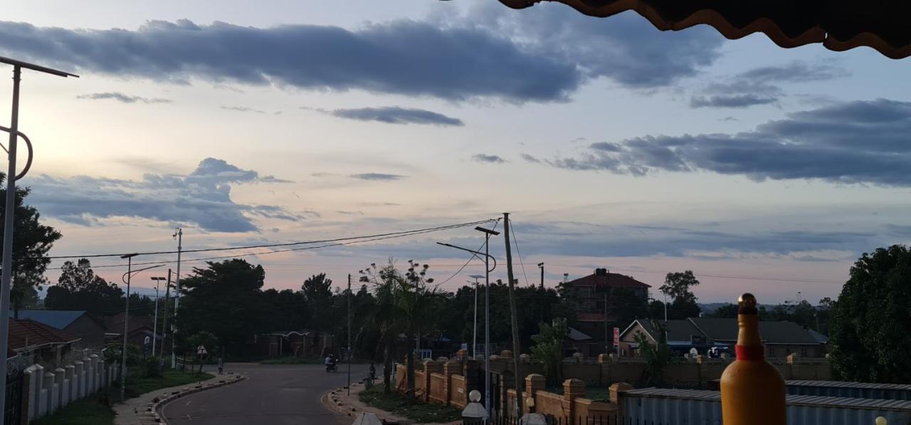Northern Pearl Гулу Экстерьер фото